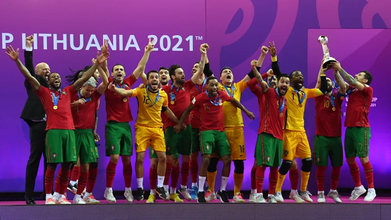 Some experiences when playing Futsal football